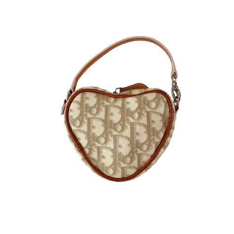 dior heart shaped bag